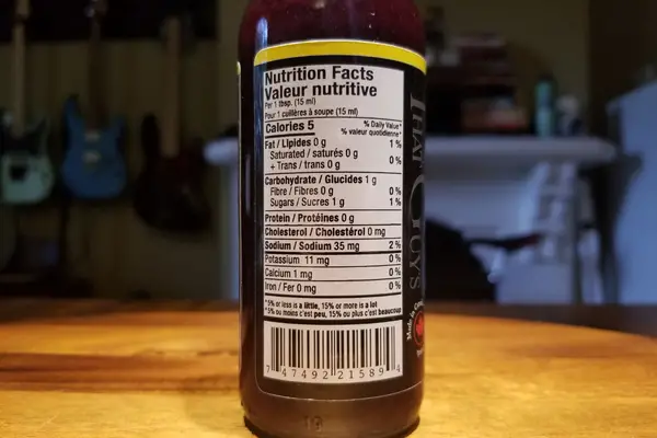 the nutritional label on blueberry ghost pepper pie hot sauce